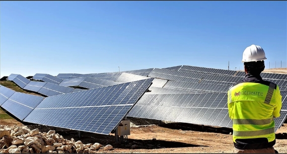 Une centrale solaire de nouvelle génération dans le sud tunisien
